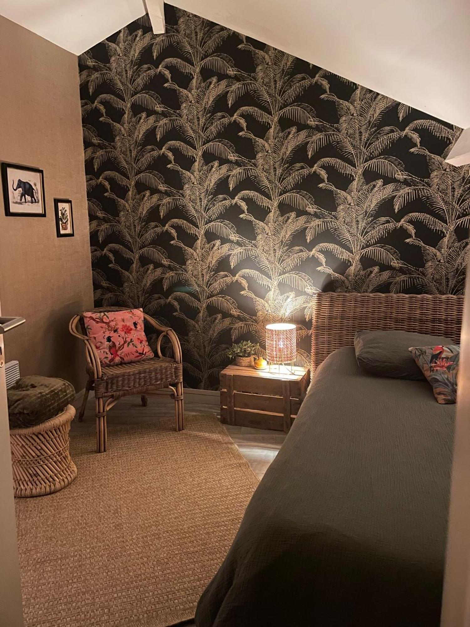 Chambre Boheme Chez Rachel Pau Bagian luar foto