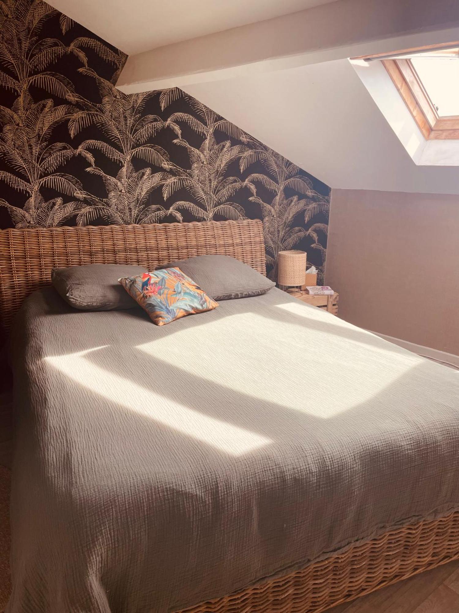 Chambre Boheme Chez Rachel Pau Bagian luar foto